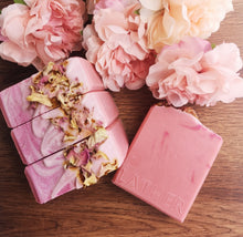 Load image into Gallery viewer, Spellbound